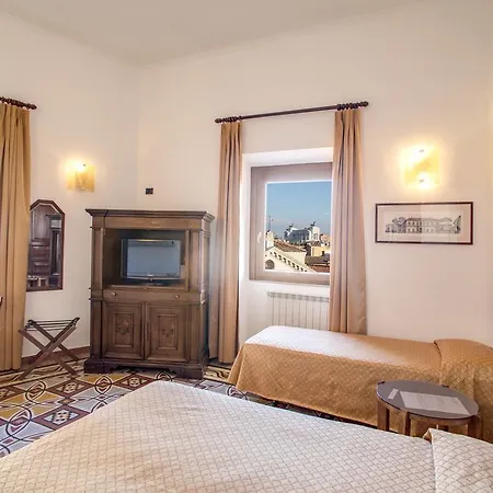 Hotell Primavera 2*