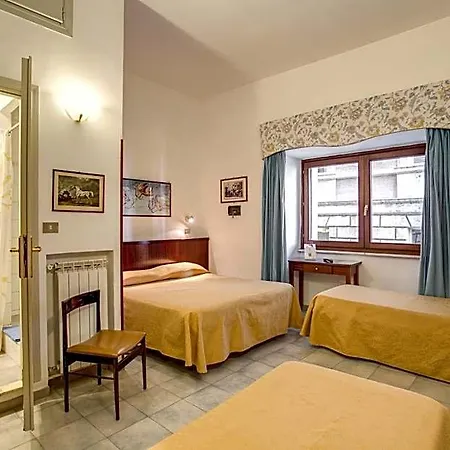 Hotell Primavera 2*